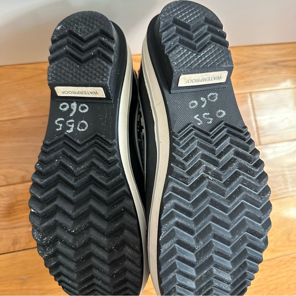 Sorel Tivoli Black White Houndstooth Waterproof Winter Boots - Picture 5 of 5